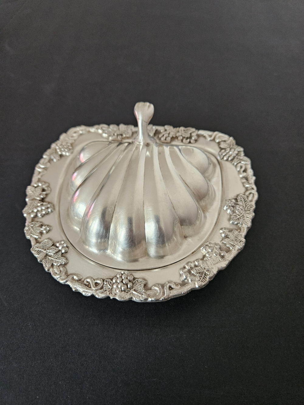 ​Vintage Lipman Brothers "Old English Reproduction" Covered Butter Dish